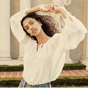 Doen Source Salt Embroidered Peasant Blouse